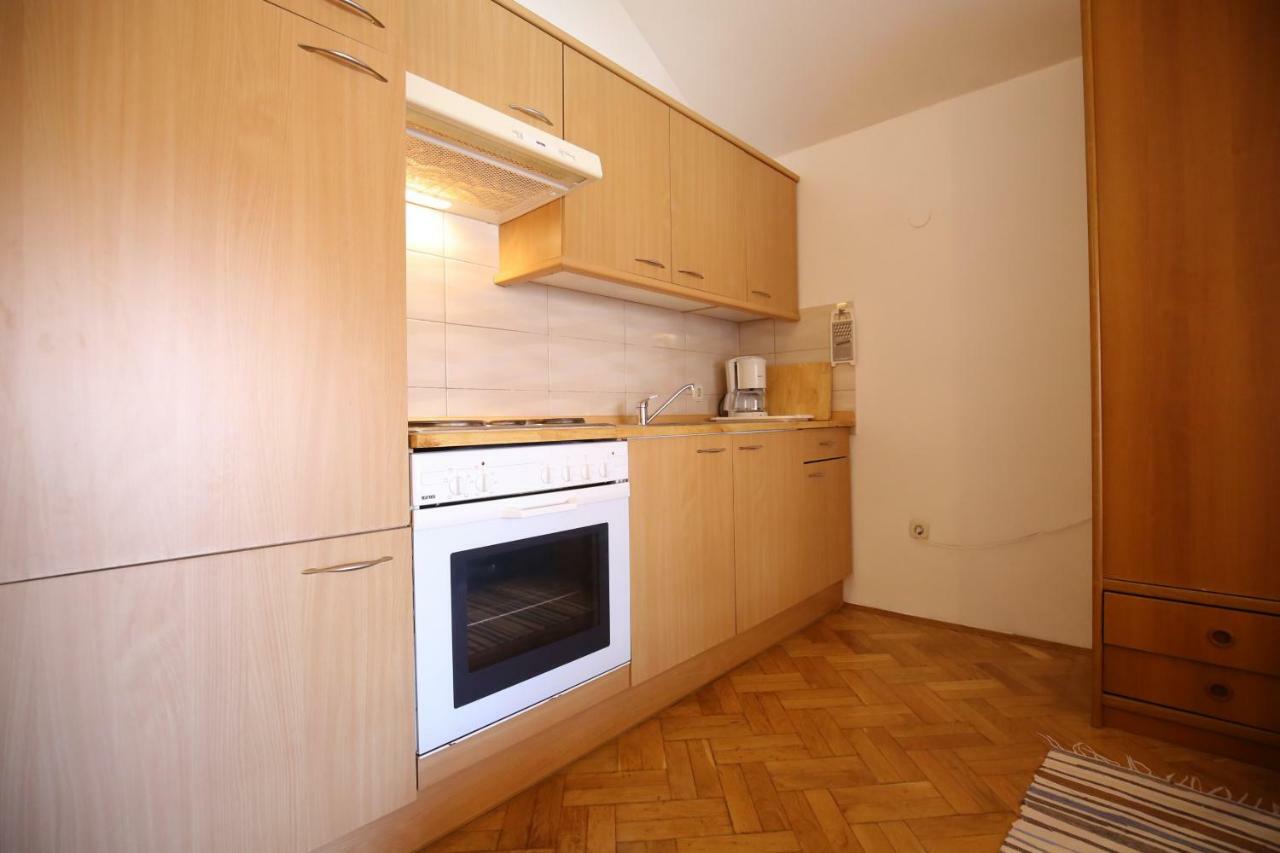 Apartments Paleka Petrcane Buitenkant foto